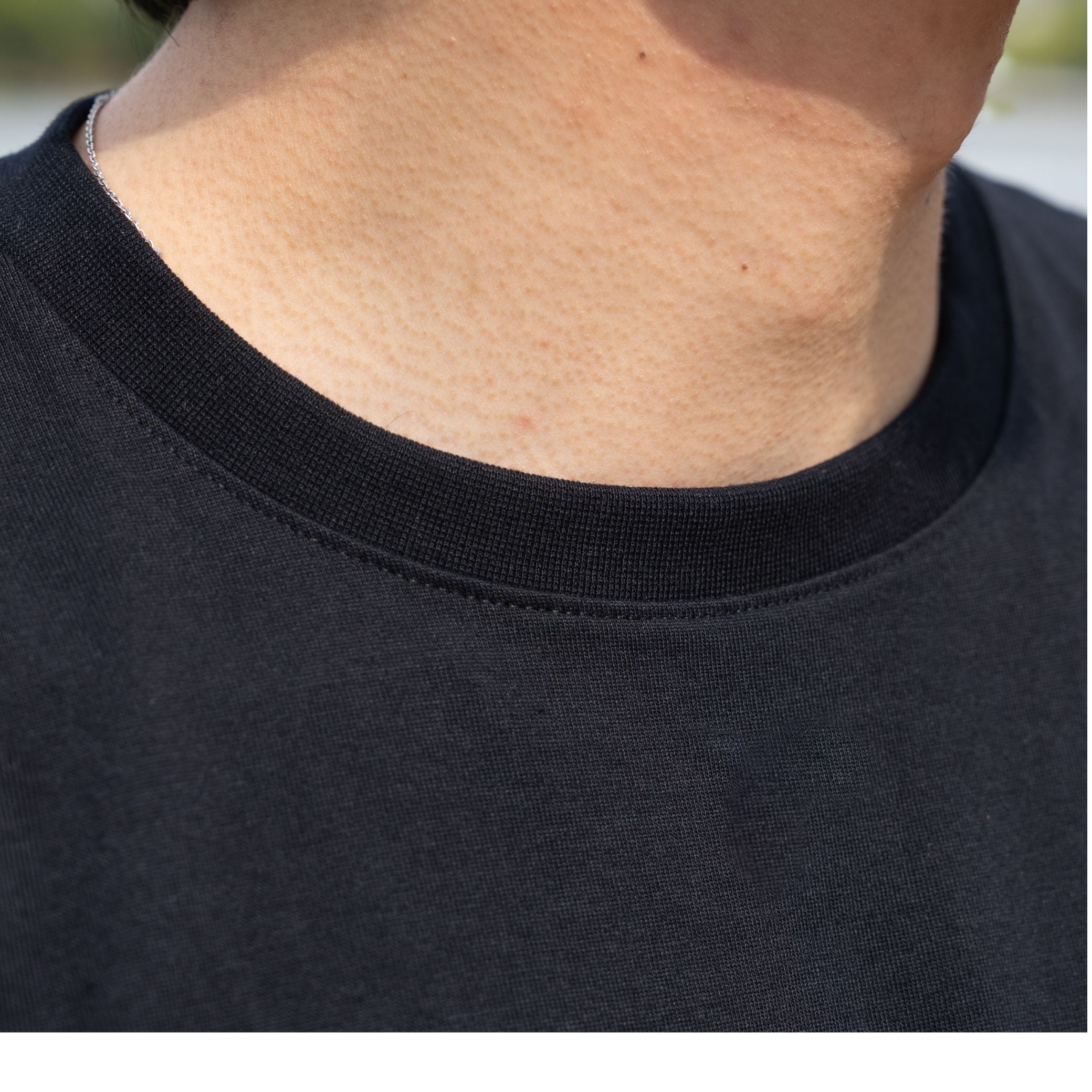 色褪せない・ヘタらない大人の黒Tシャツ｜7.3oz 高機能ポケットTシャツ